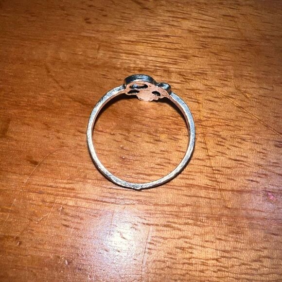 Om Symbol Ring with Blue Gem, Distressed Silver Toned Ring, Women’s Size: 7.75 - Picture 2 of 6